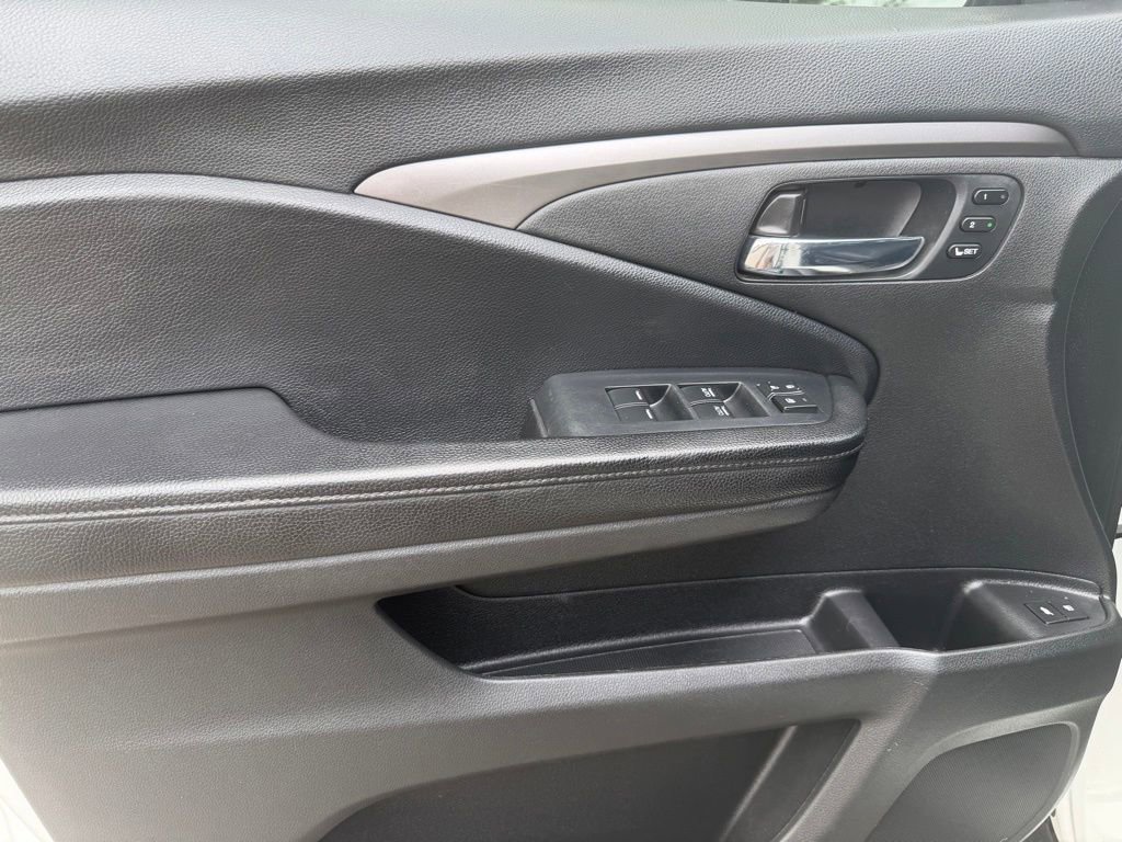 Used 2021 Honda Pilot EX-L image 14