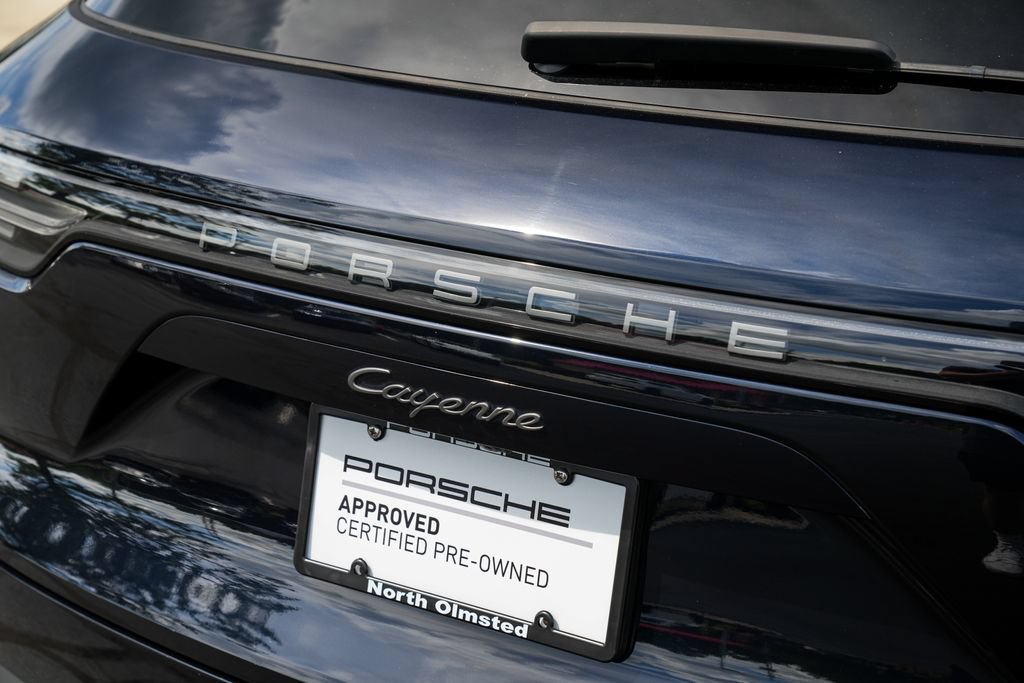 Certified 2023 Porsche Cayenne Platinum Edition AWD/4WD image 15