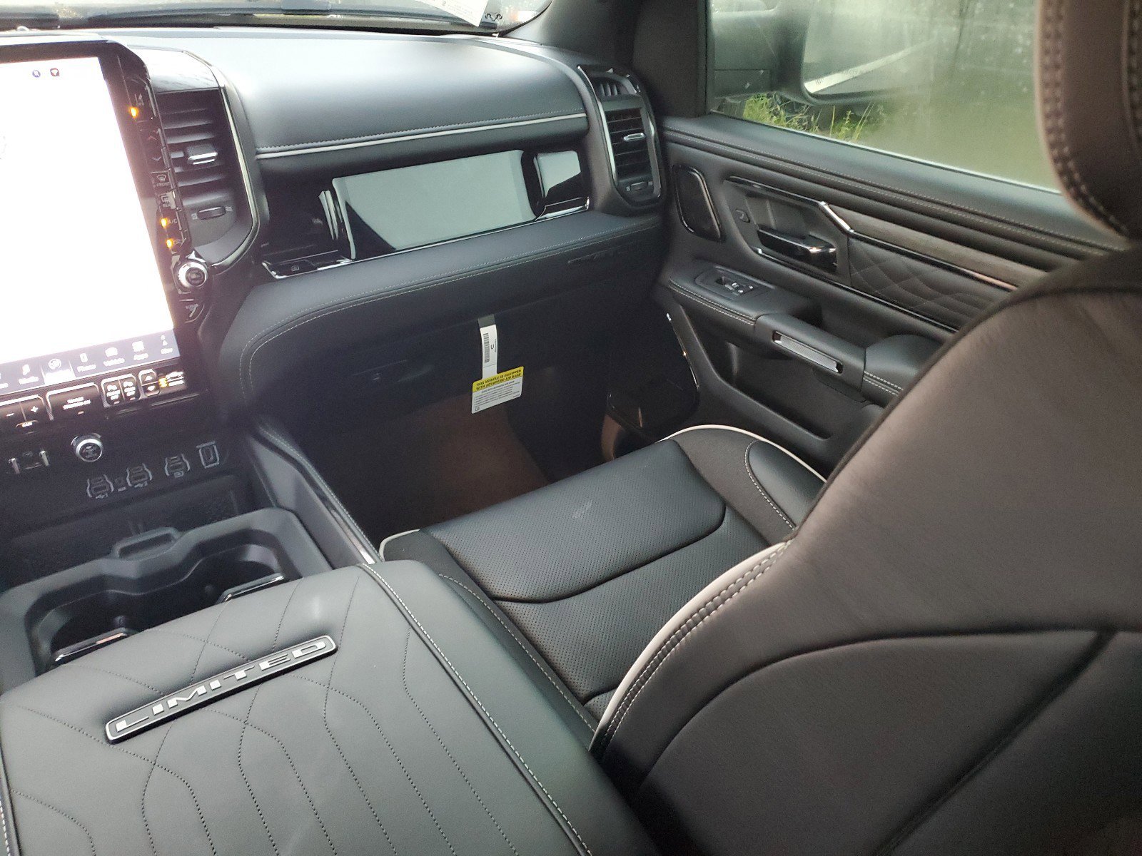New 2026 RAM 1500 Limited image 14