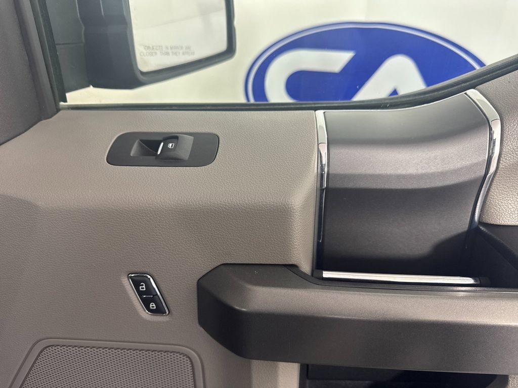 Used 2016 Ford F150 XLT w/ Equipment Group 302A Luxury image 37