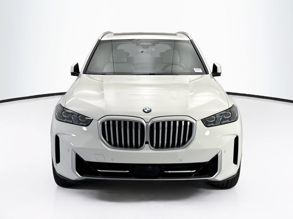 Used 2026 BMW X5 sDrive40i RWD image 2