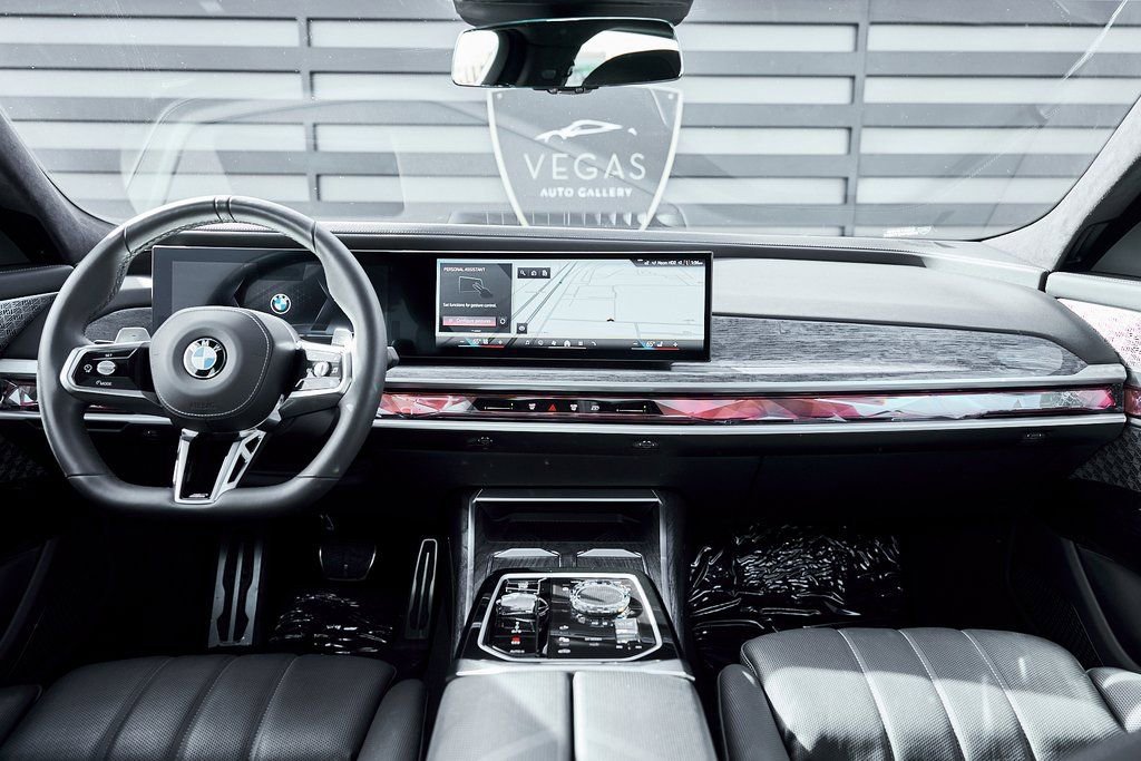 Used 2024 BMW 760i xDrive image 55