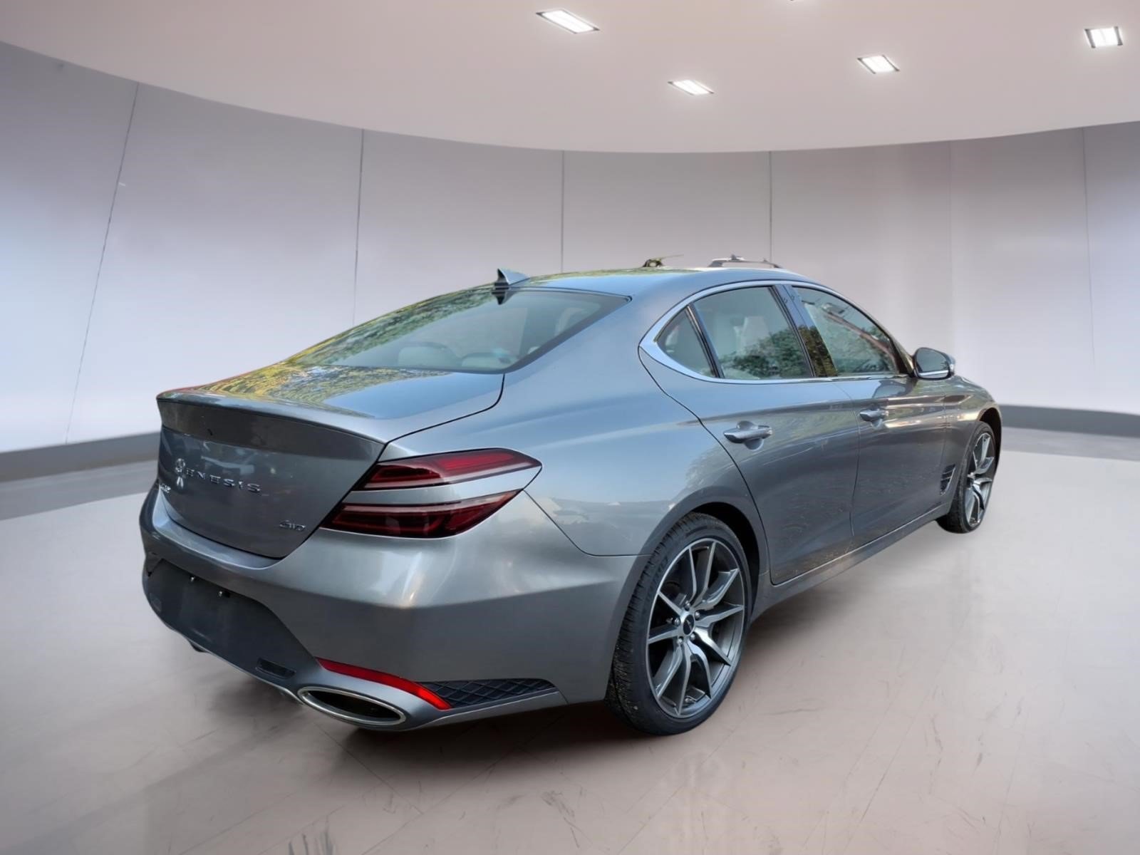 Used 2025 Genesis G70 2.5T AWD/4WD image 4