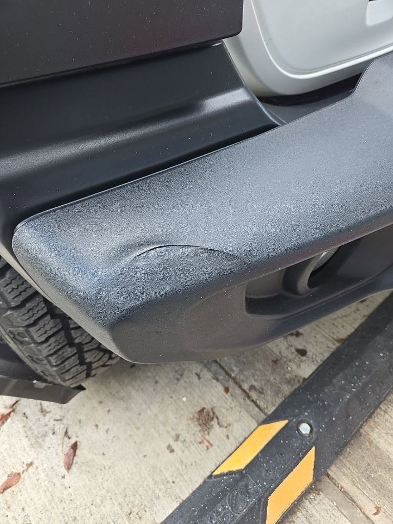 Used 2020 Jeep Gladiator Sport w/ Quick Order Package 24S image 10