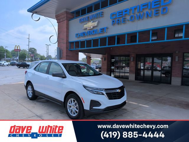 Used 2023 Chevrolet Equinox LS FWD image 1