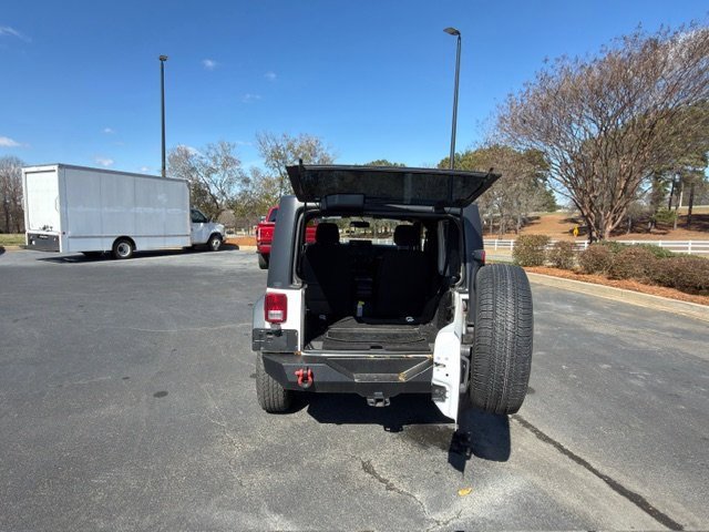 Used 2018 Jeep Wrangler Sport image 9