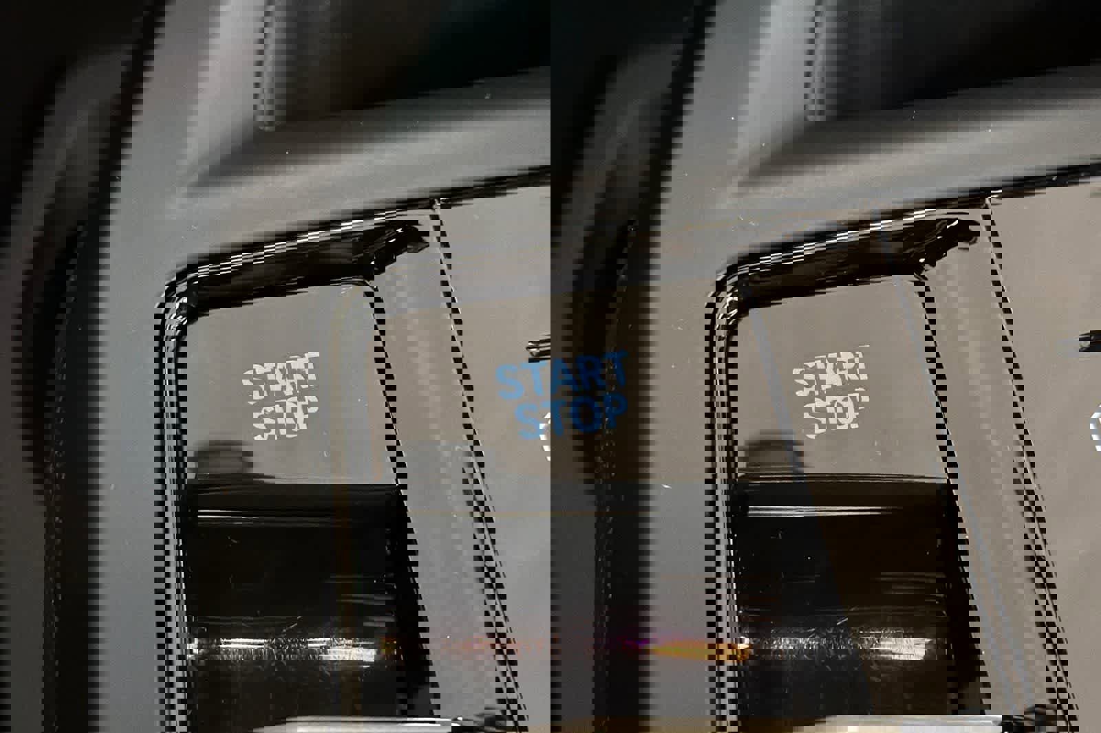 Used 2024 BMW iX xDrive50 w/ Sport Package image 23