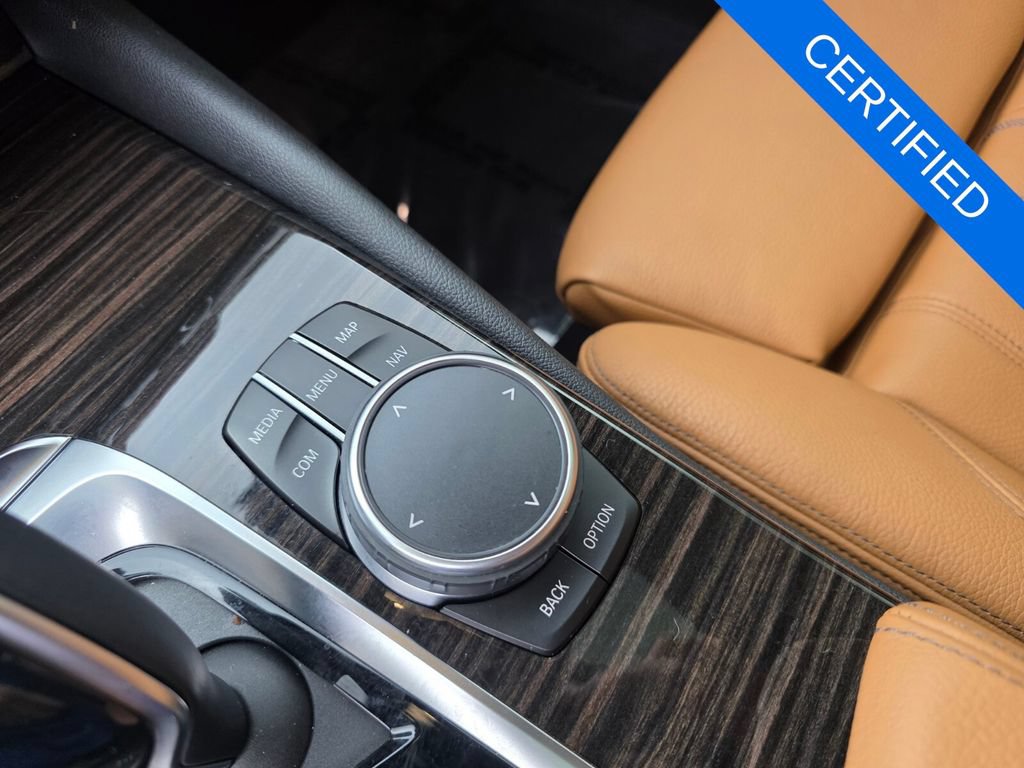 Used 2019 BMW 530e RWD image 26