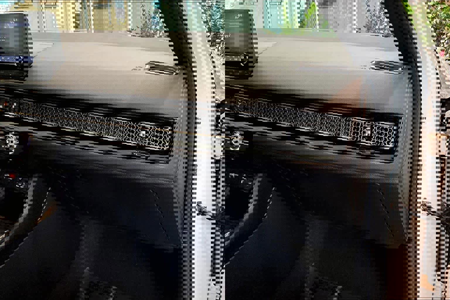 Used 2023 Honda Civic Sport image 17