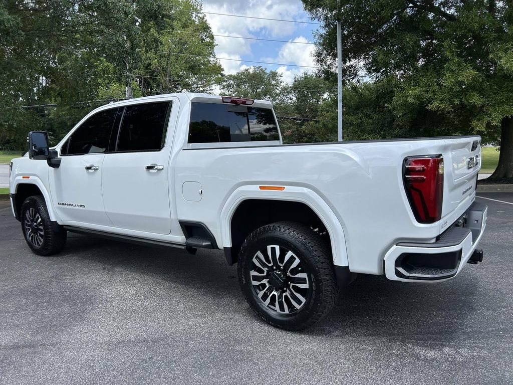 Used 2025 GMC Sierra 2500 Denali Ultimate w/ Max Trailering Package AWD/4WD image 4