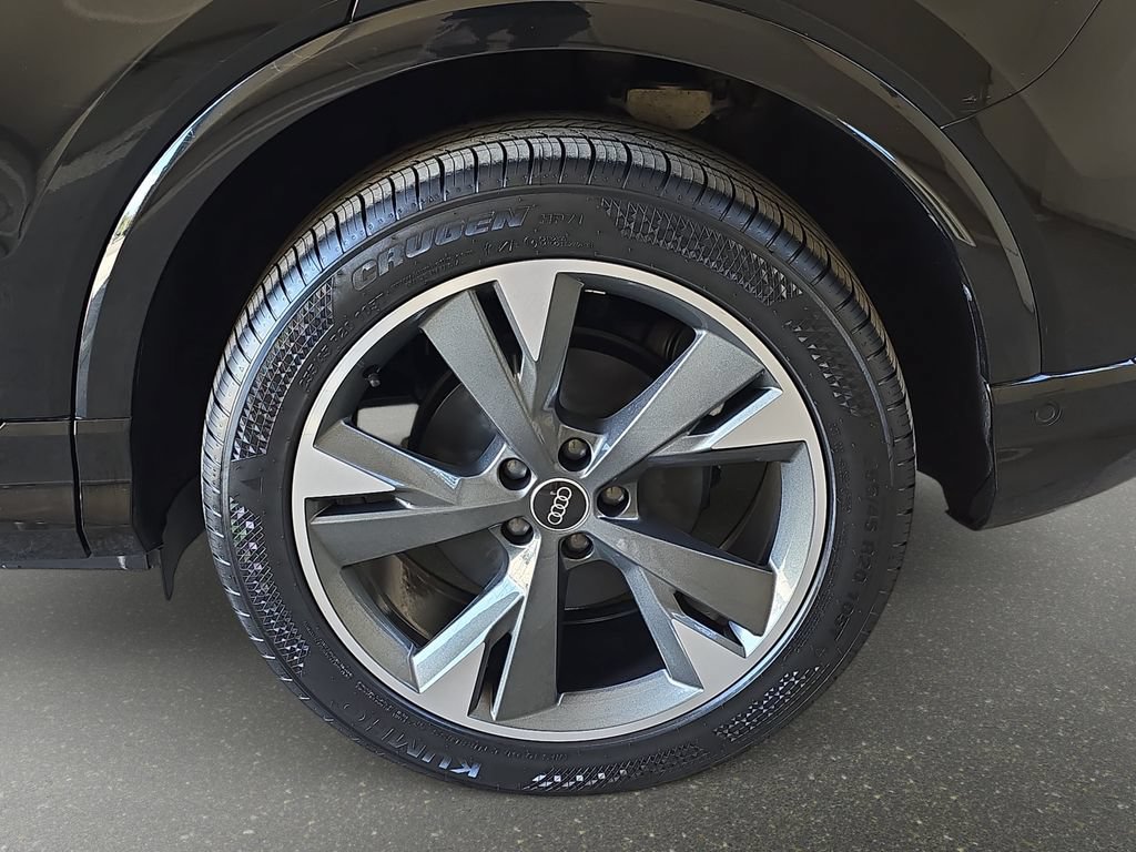 Certified 2023 Audi Q4 e-tron Premium Plus AWD/4WD image 37