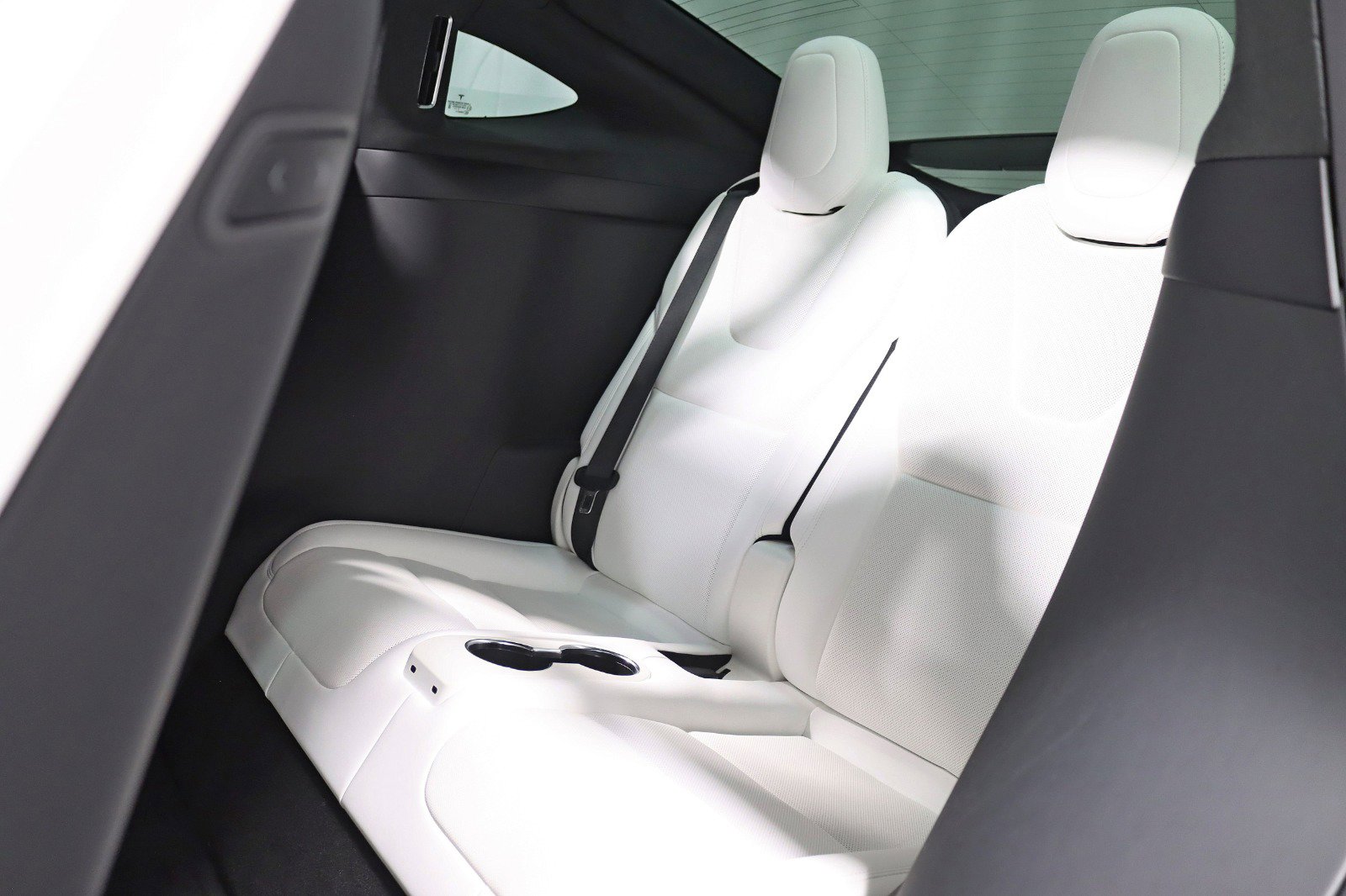 Used 2023 Tesla Model X Plaid image 34