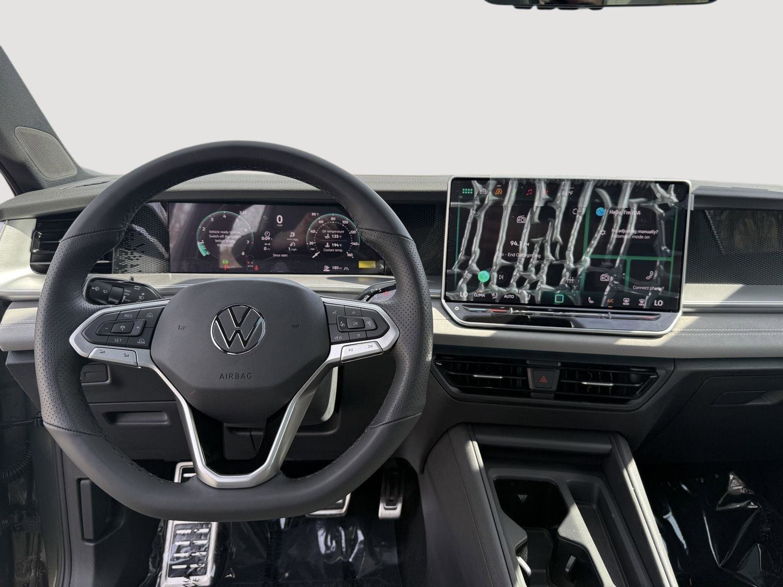 New 2026 Volkswagen Tiguan SE R-Line image 12