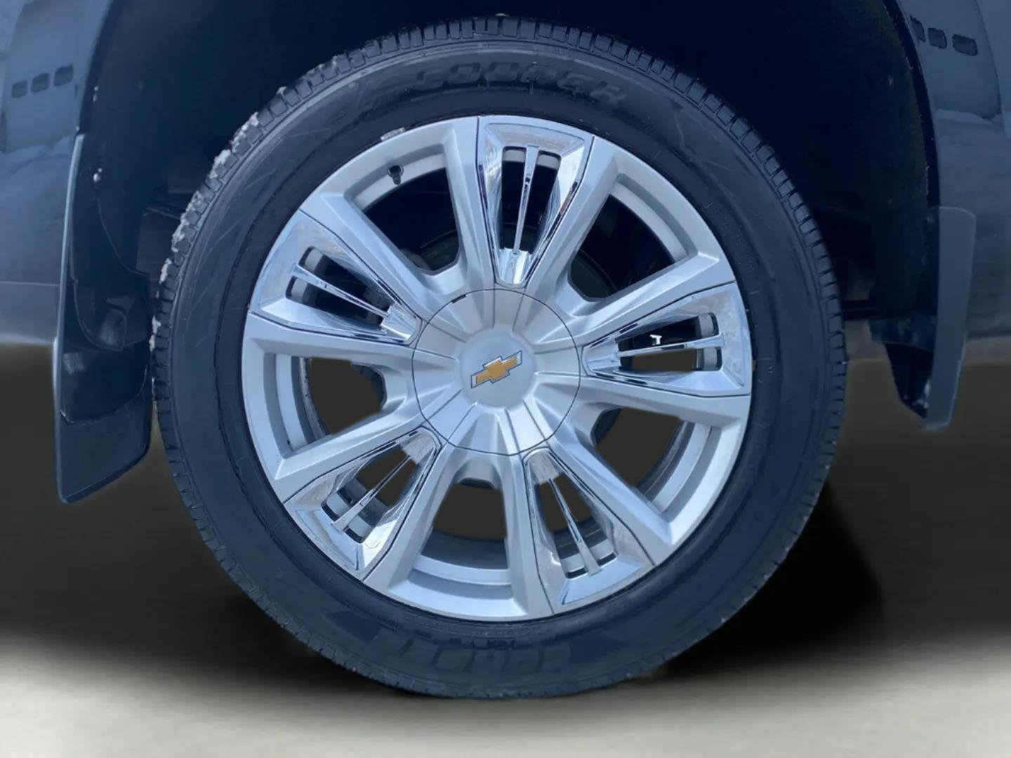 Used 2023 Chevrolet Silverado 1500 High Country w/ High Country Premium Package image 34