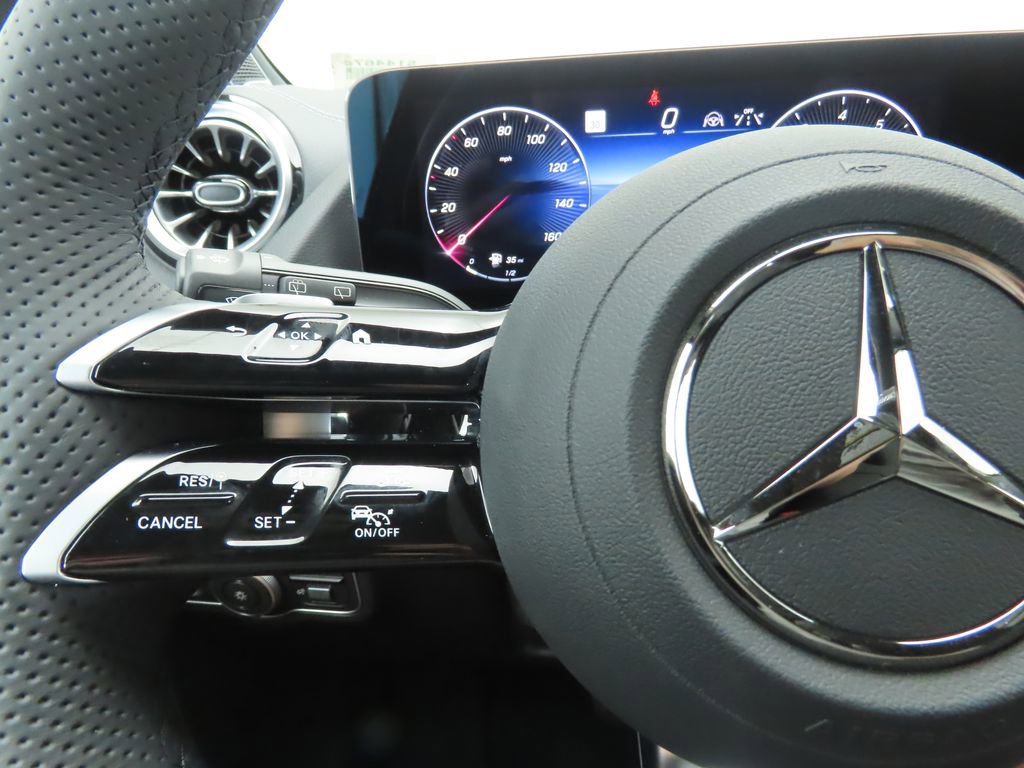 Certified 2026 Mercedes-Benz GLA 250 image 11