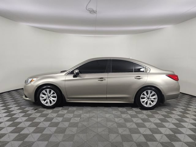 Used 2017 Subaru Legacy 2.5i Premium AWD/4WD image 2