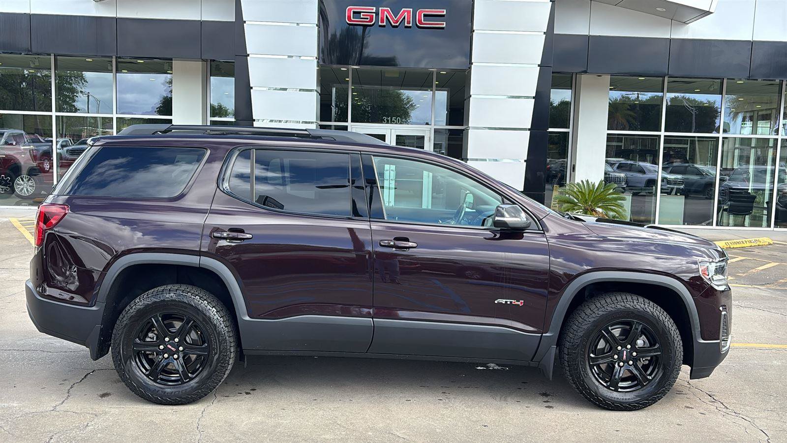 Used 2020 GMC Acadia AT4 w/ LPO, Roadside Safety Package AWD/4WD image 8