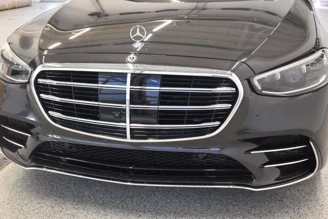 Used 2025 Mercedes-Benz S 580e 4MATIC Sedan image 14