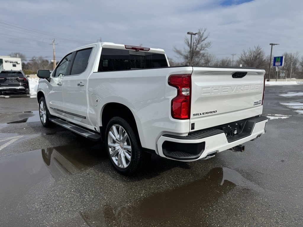 Used 2023 Chevrolet Silverado 1500 High Country w/ High Country Premium Package image 4
