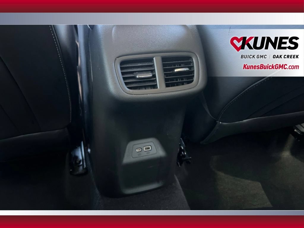 Used 2023 Buick Envision Preferred FWD image 35