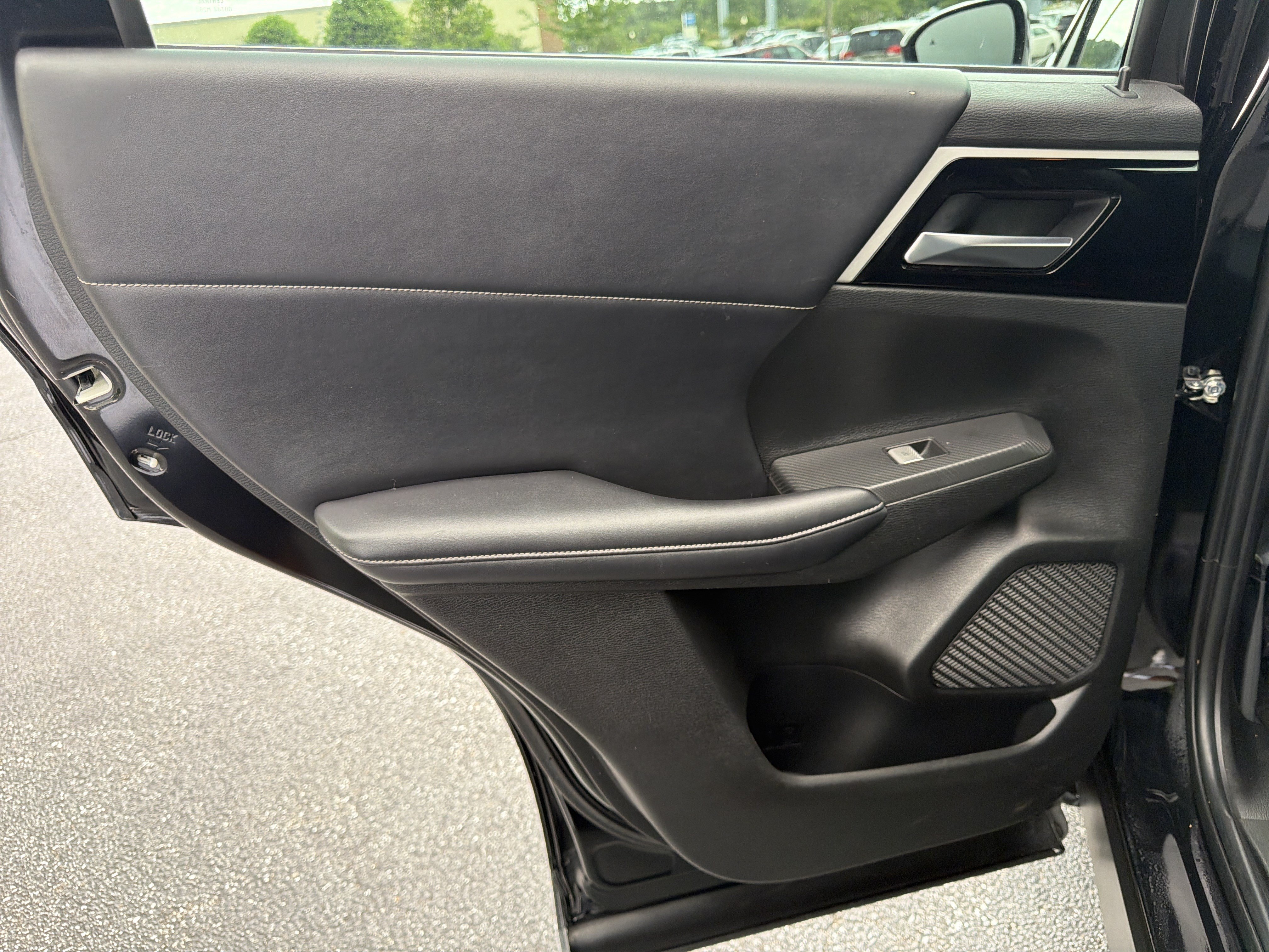 Used 2023 Mitsubishi Outlander SE FWD image 20