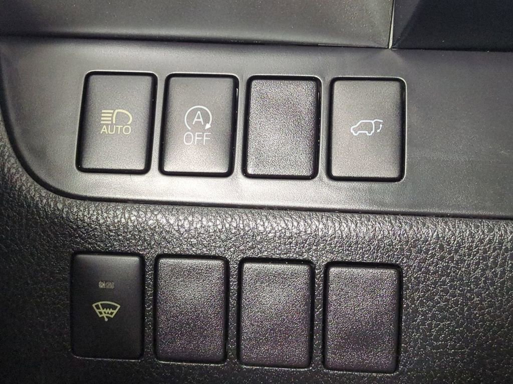 Used 2018 Toyota Highlander Plus image 27