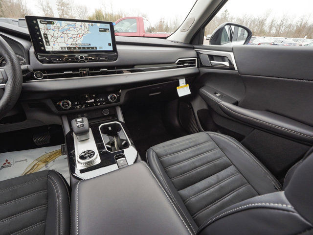New 2026 Mitsubishi Outlander Trail Edition image 43