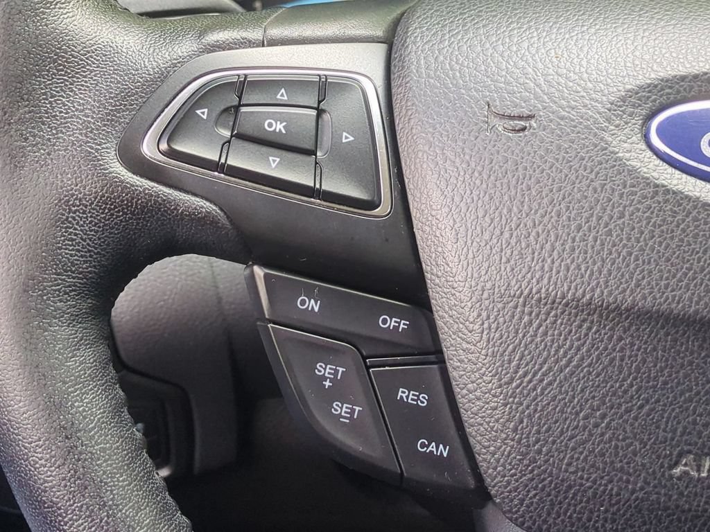 Used 2017 Ford Focus Titanium w/ Titanium Technology Package FWD image 15