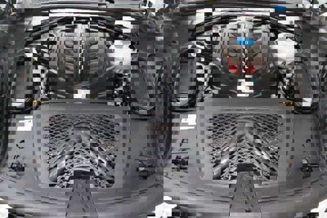 Used 2015 Porsche Macan S w/ Premium Package Plus image 26