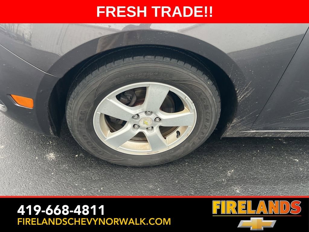 Used 2015 Chevrolet Cruze LT image 18