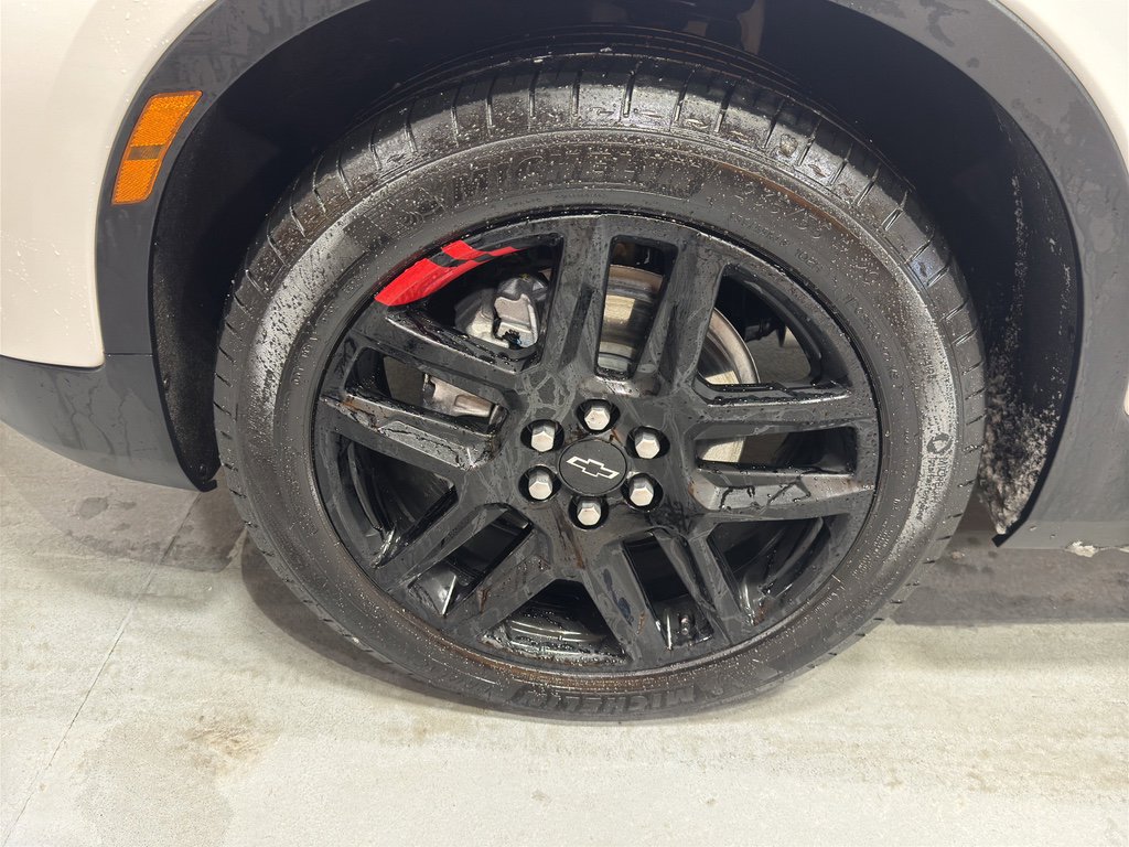 Used 2025 Chevrolet Blazer LT w/ Redline Edition image 9