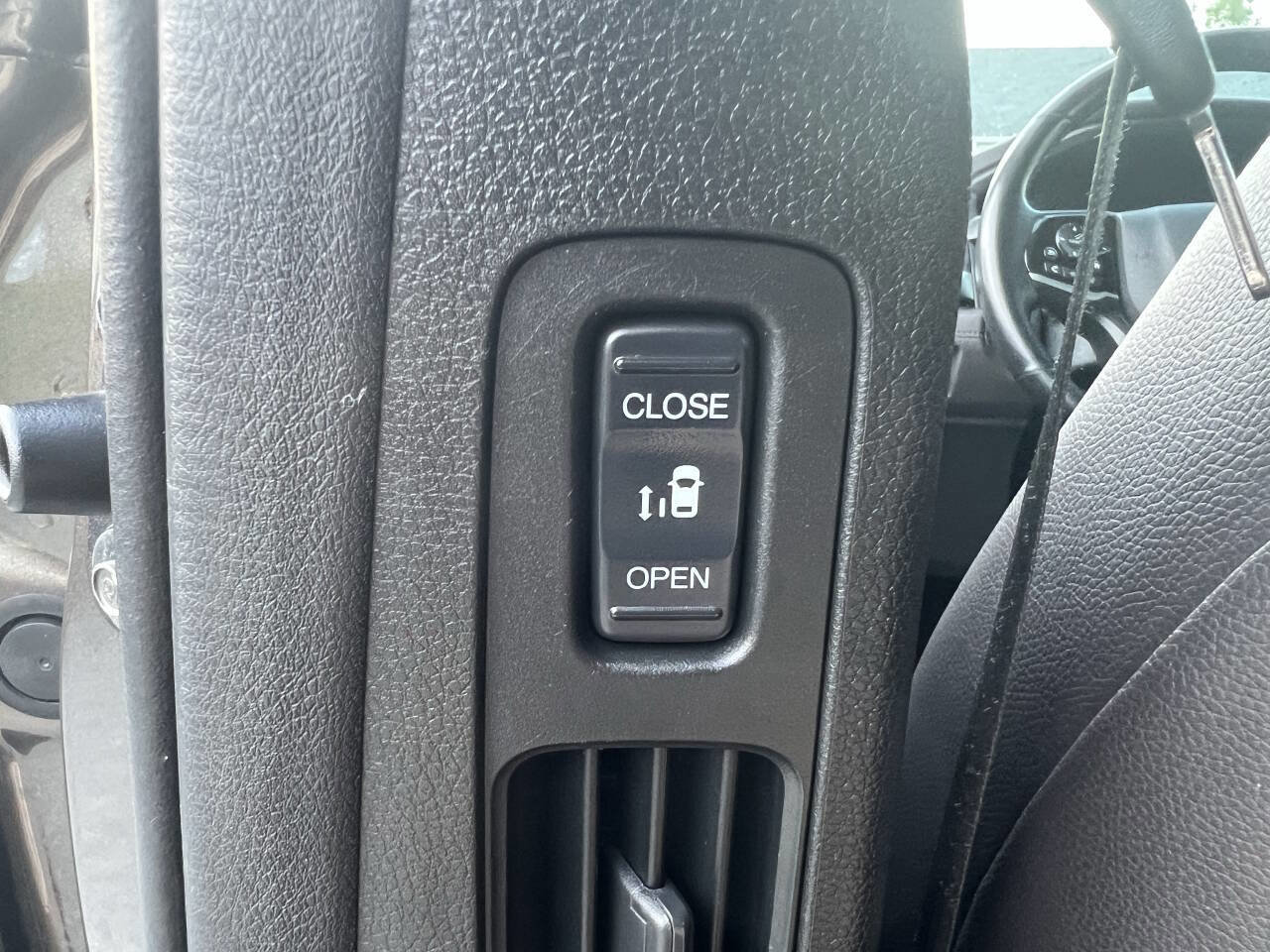 Used 2018 Honda Odyssey Touring image 23