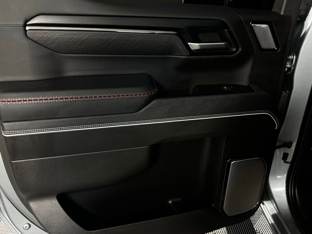 Used 2024 GMC Sierra 1500 AT4X image 28