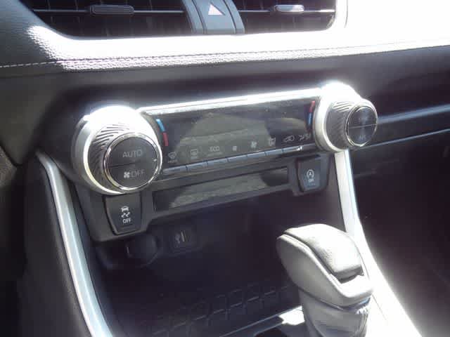 Used 2024 Toyota RAV4 XLE image 18