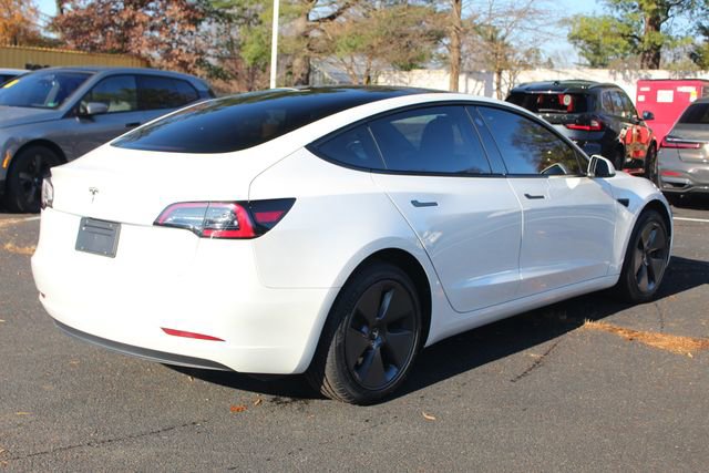 Used 2023 Tesla Model 3 Standard Range image 9