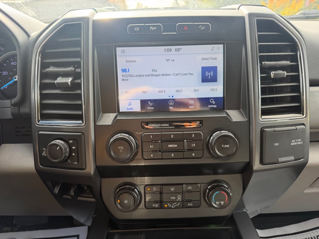 Used 2022 Ford F250 XLT w/ Black Appearance Package AWD/4WD image 22