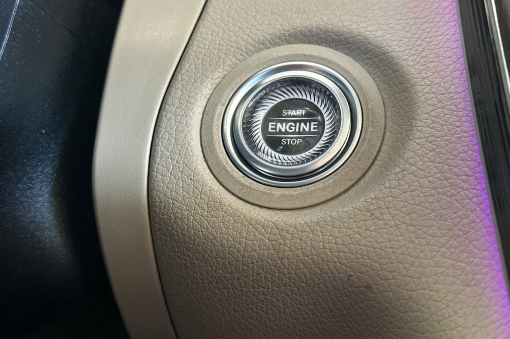 Certified 2022 Mercedes-Benz GLC 300 4MATIC w/ Premium Package Lite image 29