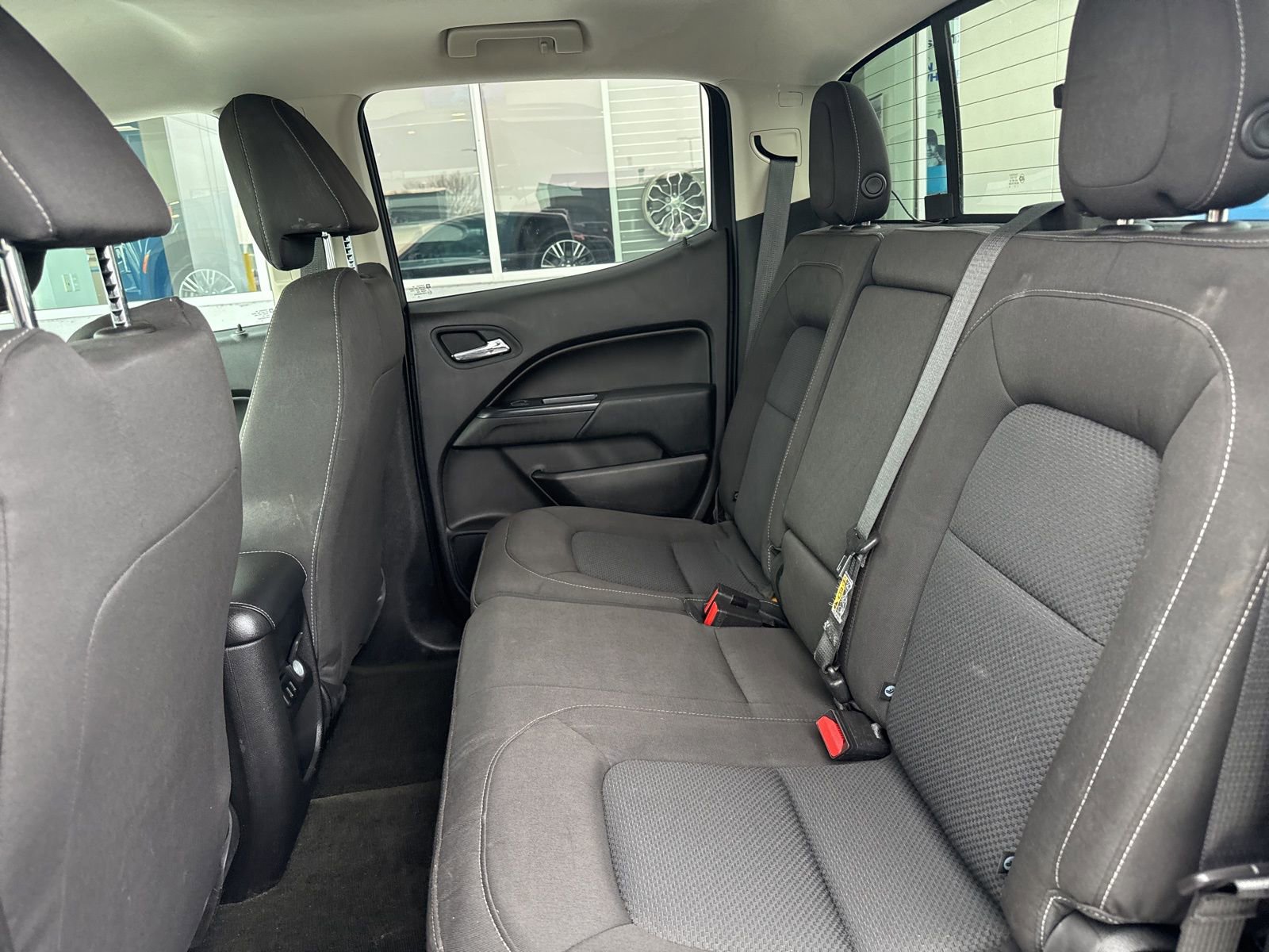 Used 2017 Chevrolet Colorado LT w/ LT Convenience Package image 16