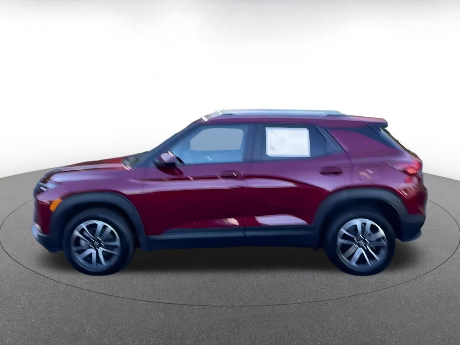 Used 2025 Chevrolet TrailBlazer LT image 7