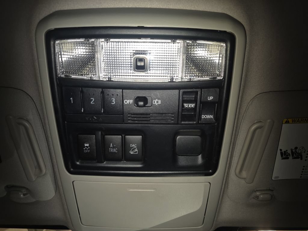 Used 2015 Toyota 4Runner SR5 Premium AWD/4WD image 26