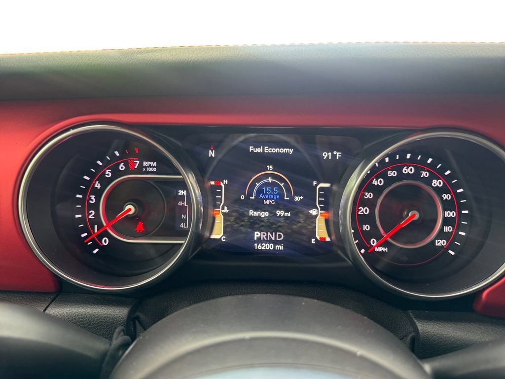 Used 2018 Jeep Wrangler Unlimited Rubicon w/ Dual Top Group AWD/4WD image 23