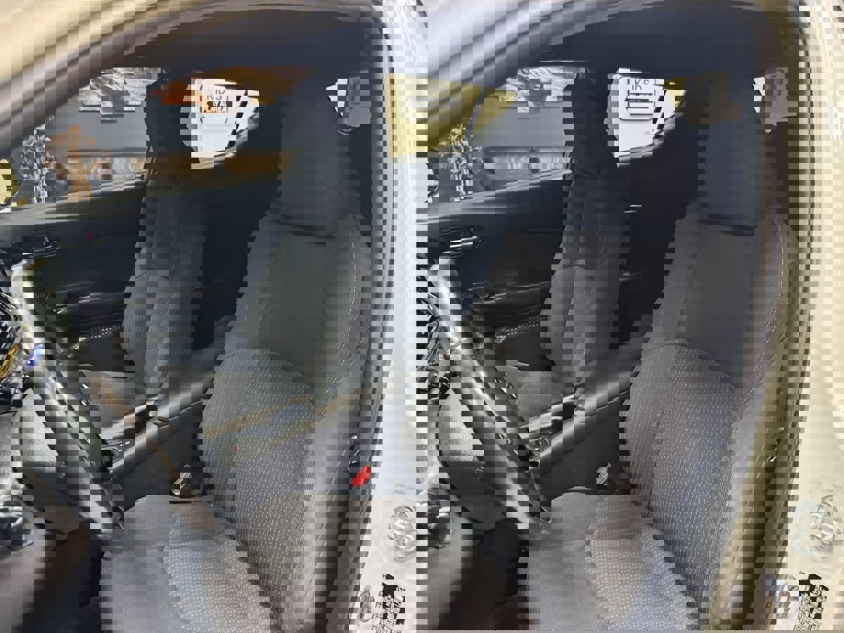 Used 2018 Toyota C-HR XLE image 13