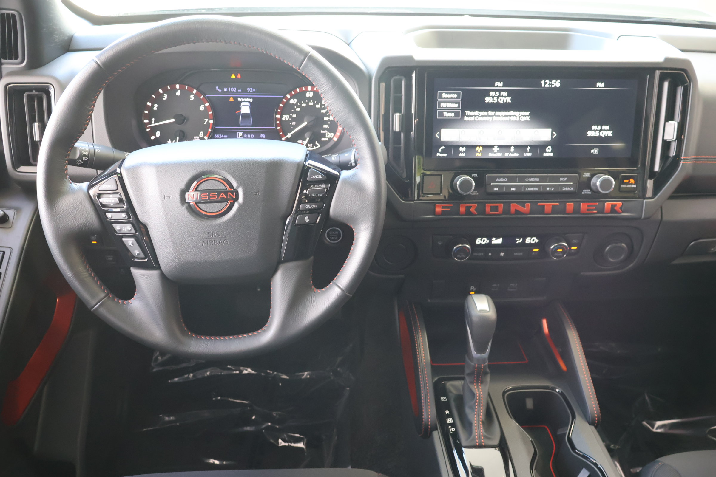 Used 2025 Nissan Frontier Pro-X RWD image 17