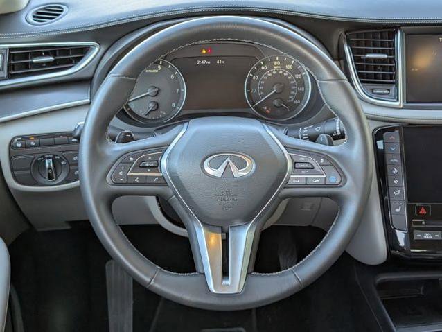 Certified 2025 INFINITI QX50 Luxe image 22