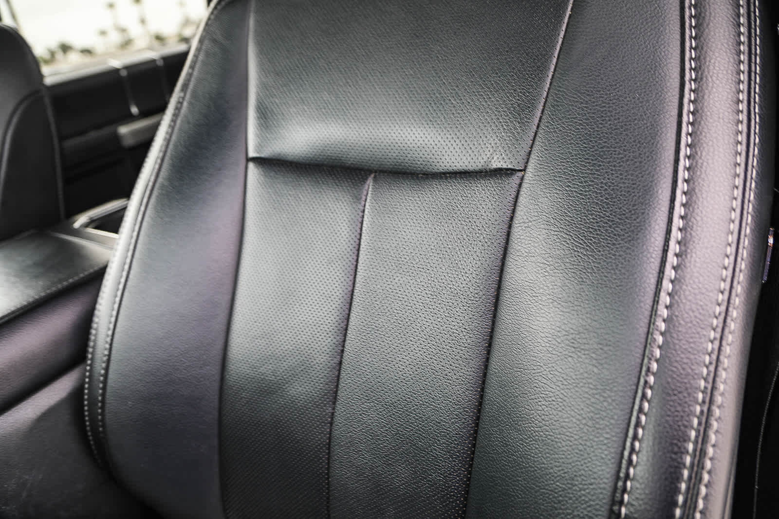 Used 2018 Ford F150 Lariat w/ Equipment Group 502A Luxury image 23