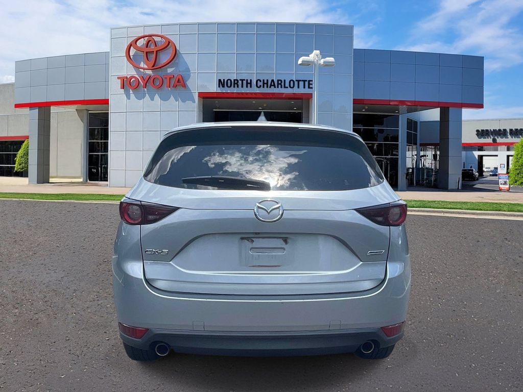 Used 2017 MAZDA CX-5 Touring w/ Preferred Equipment Package FWD image 6