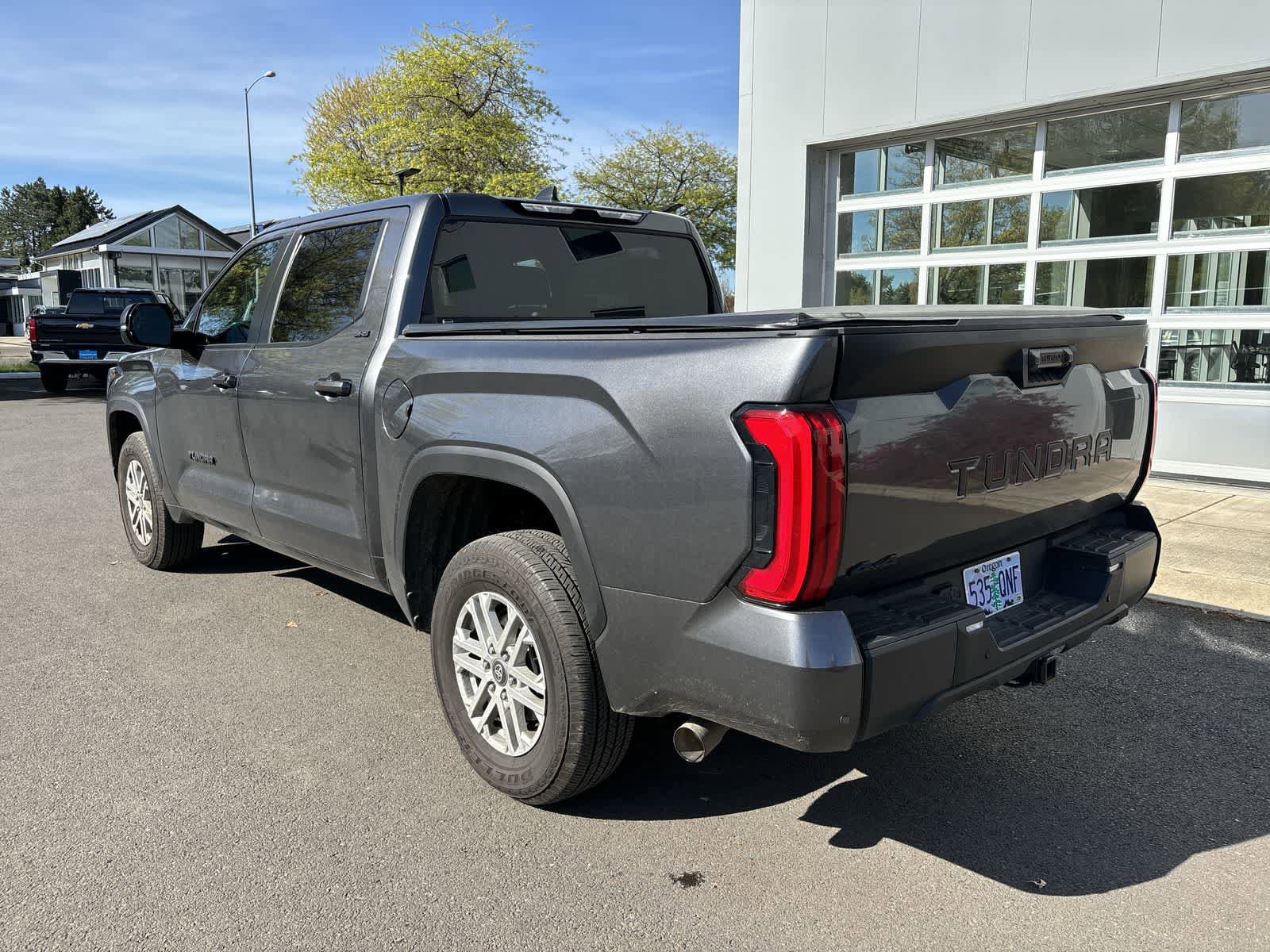 Used 2025 Toyota Tundra SR5 w/ SR5 Premium Package AWD/4WD image 3