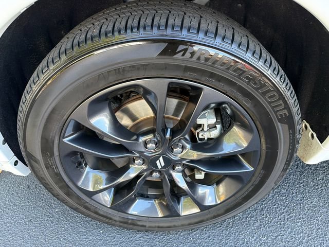Used 2025 Dodge Durango R/T AWD/4WD image 11