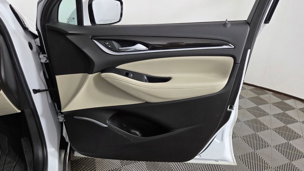 Used 2021 Buick Enclave Essence w/ LPO, Floor Liner Package image 34