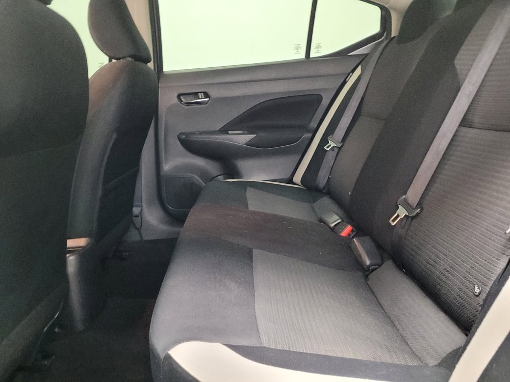 Used 2021 Nissan Versa SV FWD image 18